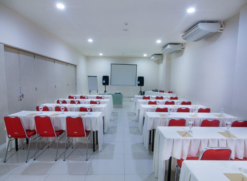 Cordela Hotel Medan Exterior foto